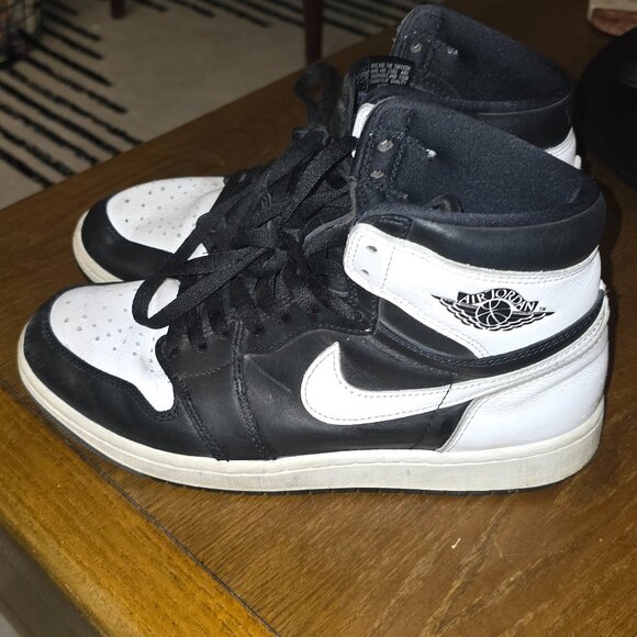 Jordan Other - Air Jordan Retro I Mid